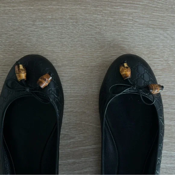 Gucci Sylvie Bamboo Bow Ballet Flats – Black, Size 7.5 (EU 37.5) - Picture 5 of 11